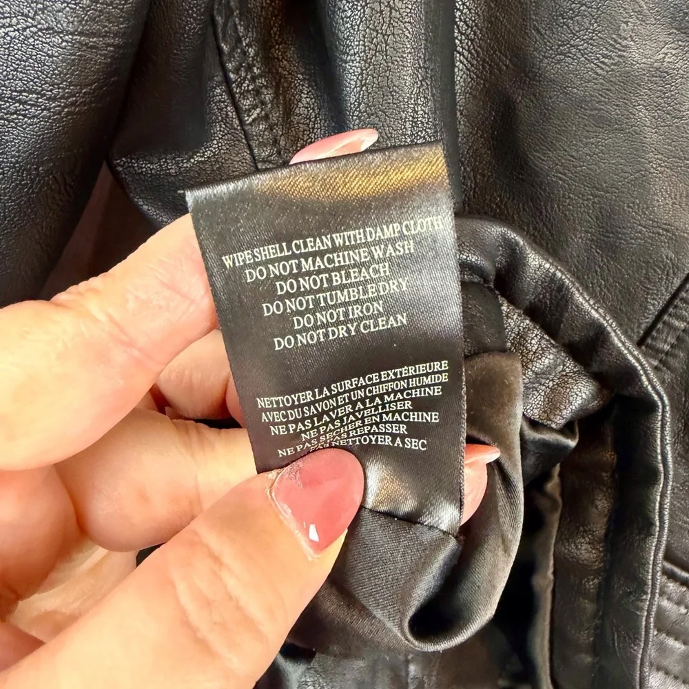 Blank NYC Vegan Faux Leather Moto Jacket Rose Gold Hardware Size Large.